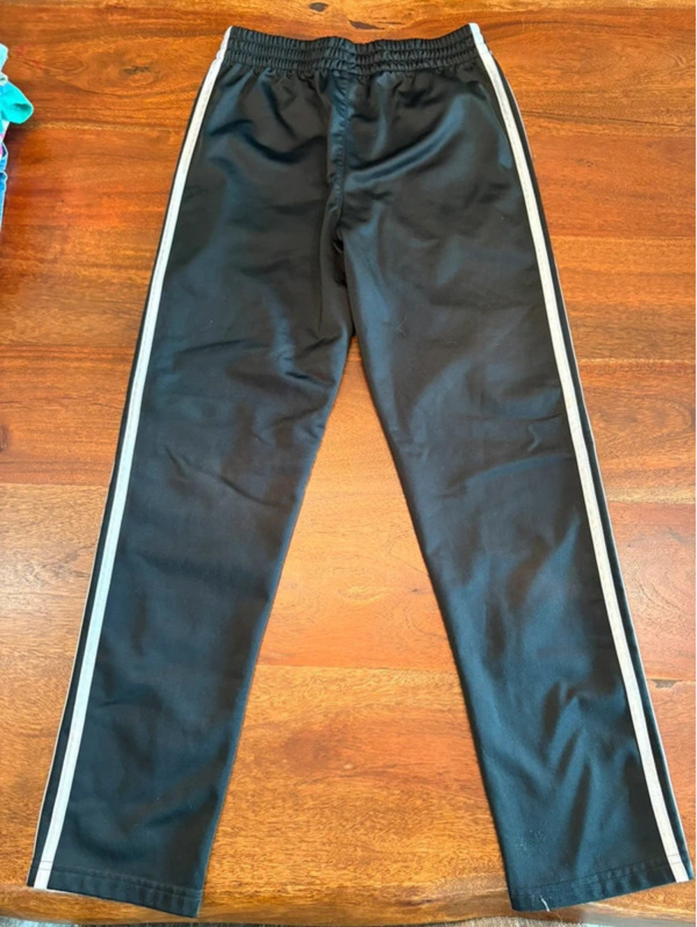 Adidas kids track pants. Size 10/12. - Picture 4 of 4